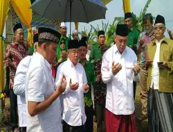 Mantan Waka-BIN Dirikan Pesantren di Rengasdengklok, Kiai Asep Letakkan Batu Pertama